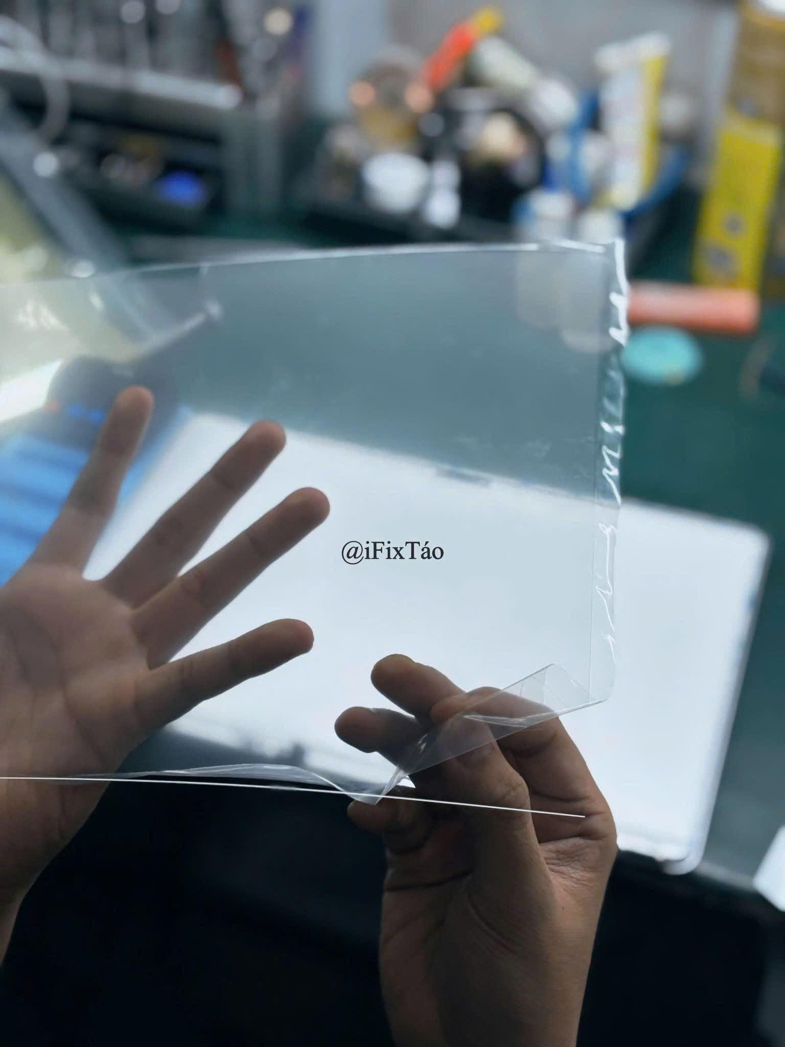 Thay Phản Quang MacBook