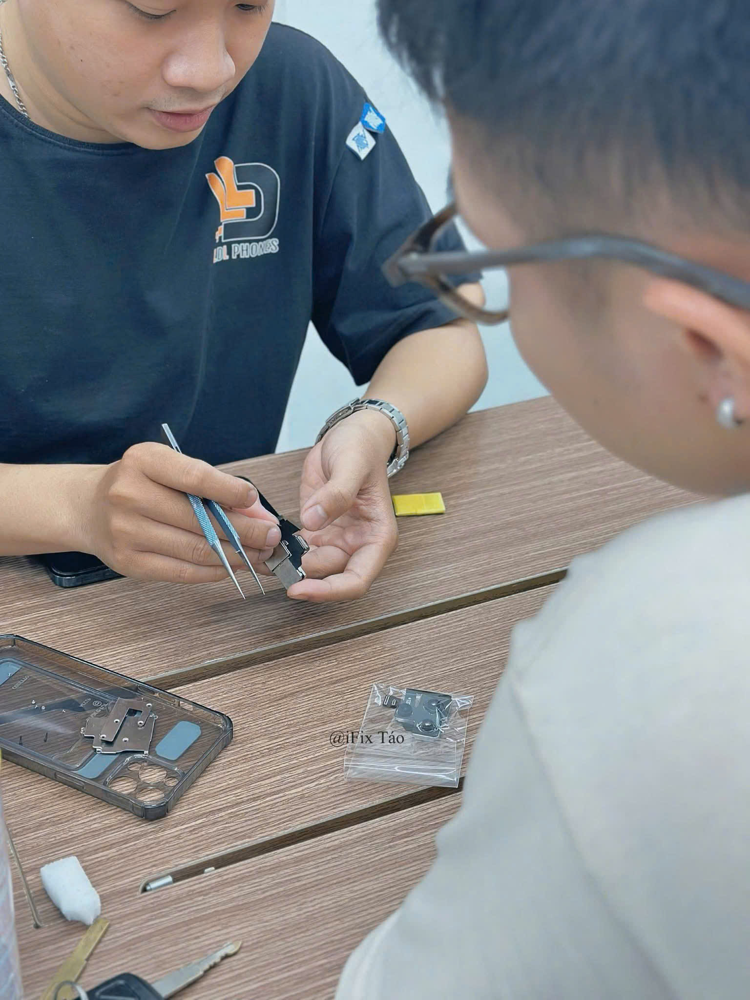 Sửa Camera Sau iPhone